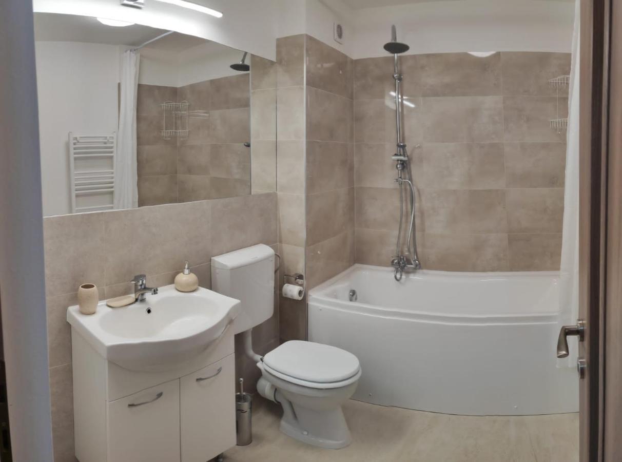 Ego Residence Apartment Κλουζ-Ναπόκα Εξωτερικό φωτογραφία